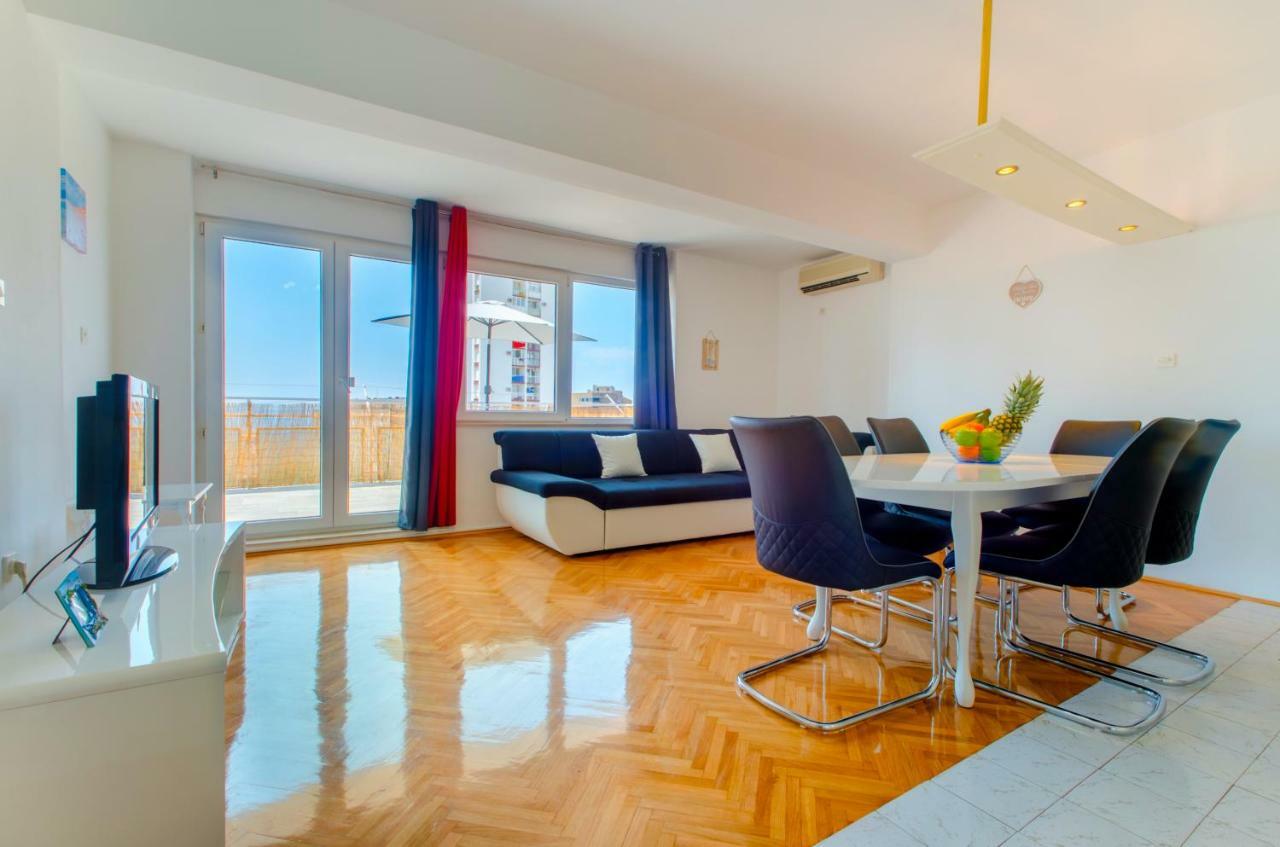 Penthouse Zia Apartment