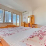 Penthouse Zia Split
