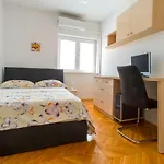 Penthouse Zia Split